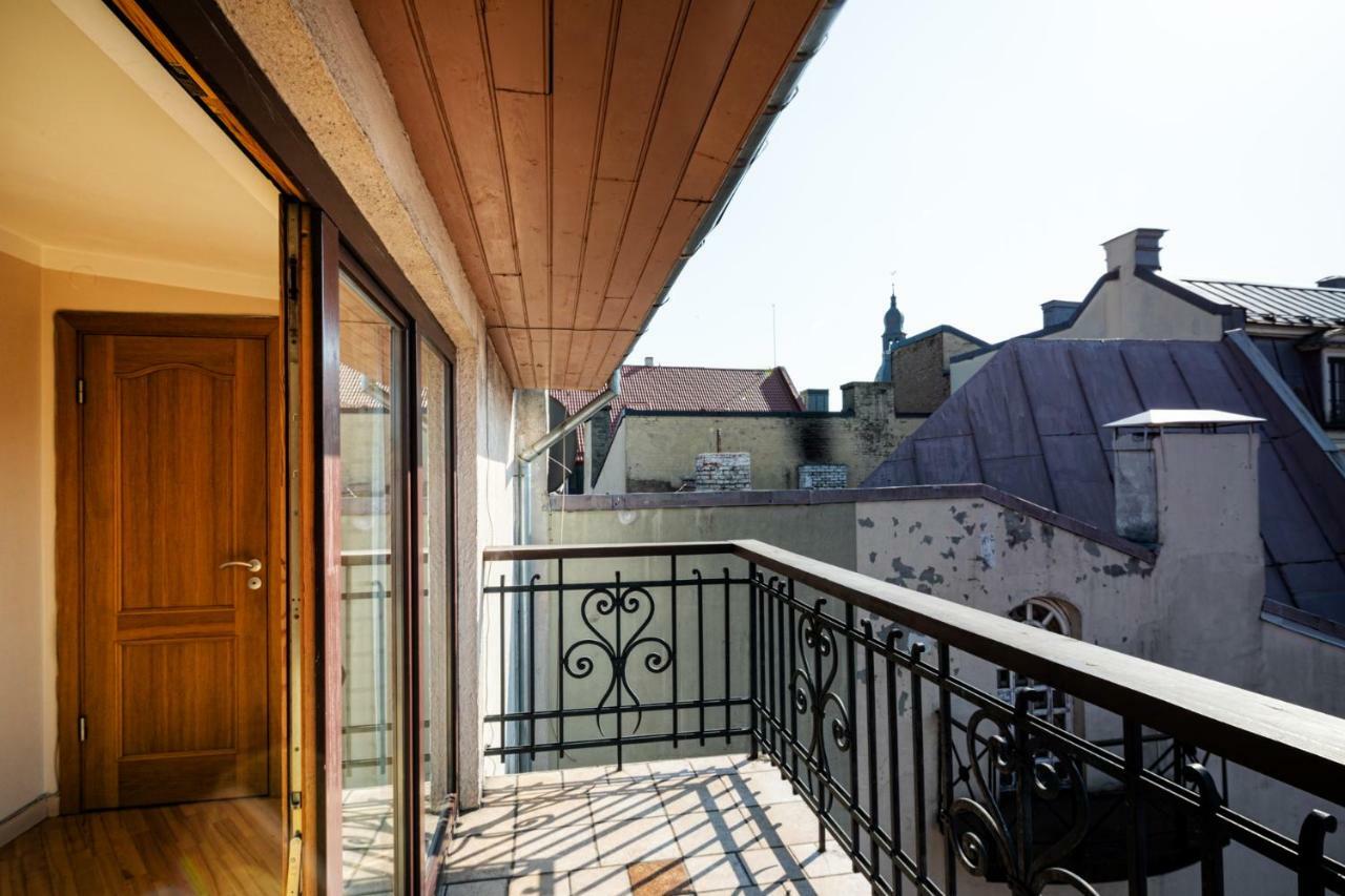 Old Riga Aldaru Street 2 Level Apartment With Terrace Екстер'єр фото